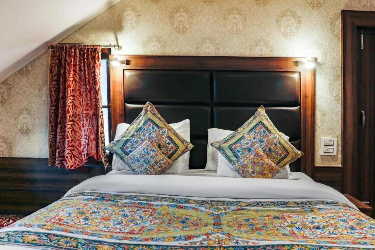 Отель Pahalgam Retreat Экстерьер фото